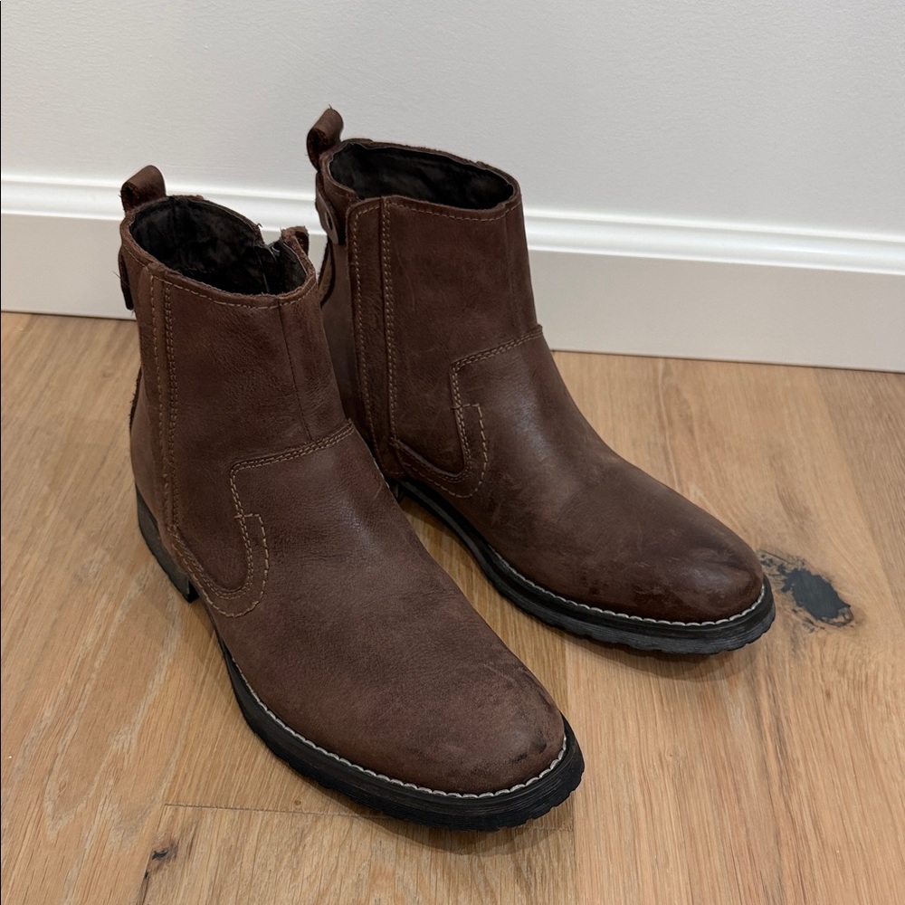 Steve Madden Dark Brown Leather Boots